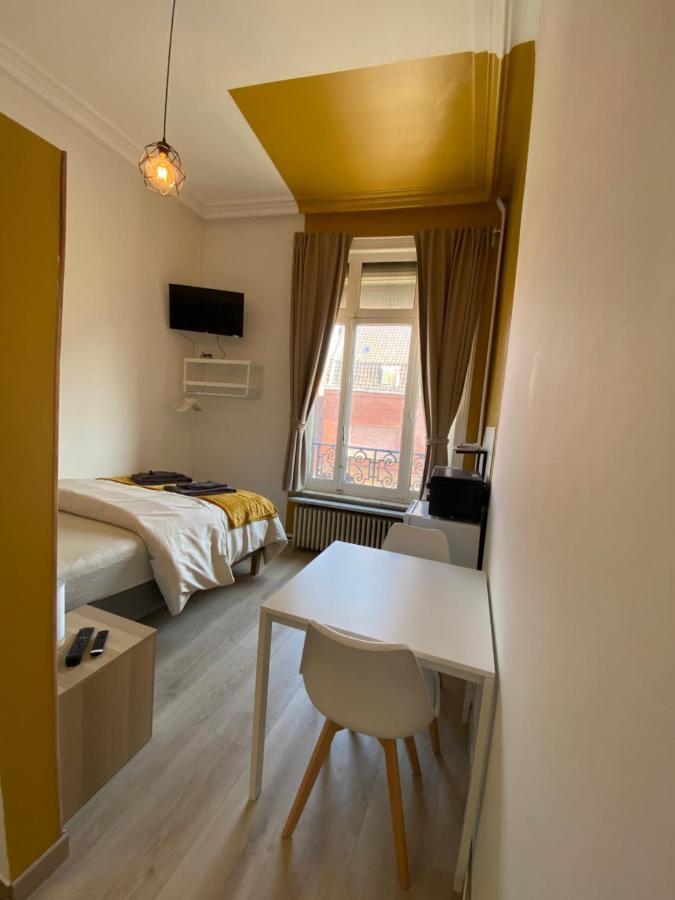 Capstay Roubaix Lille Private Shower & Netflix Exterior foto