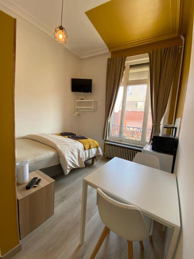 Capstay Roubaix Lille Private Shower & Netflix Exterior foto