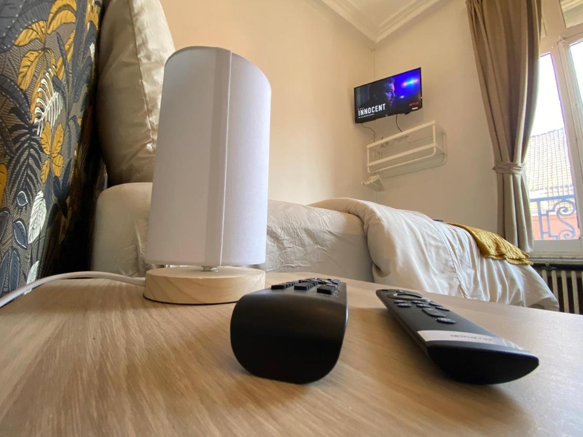 Capstay Roubaix Lille Private Shower & Netflix Exterior foto