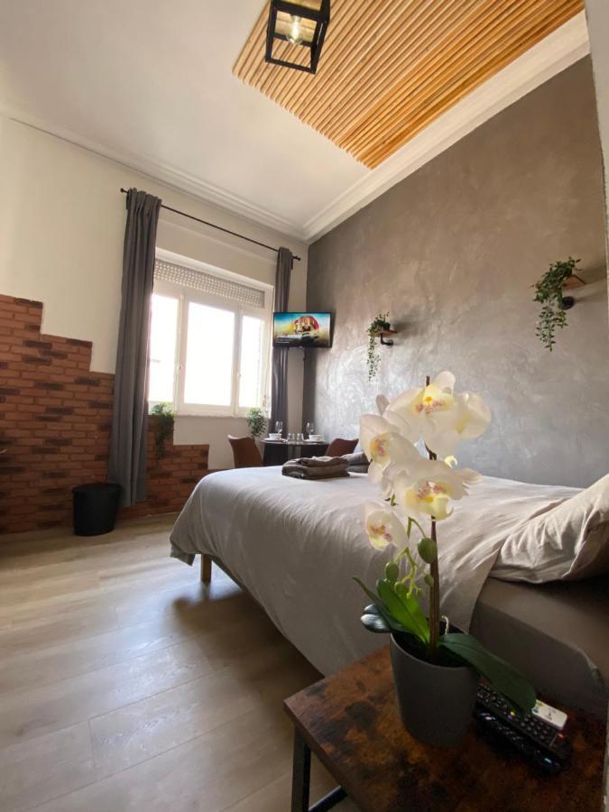 Capstay Roubaix Lille Private Shower & Netflix Exterior foto